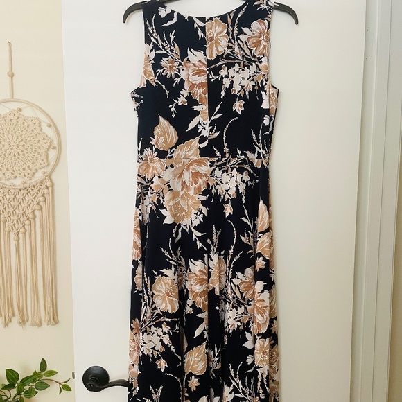 Sandra Darren Women's Floral-Print Keyhole Maxi Dress - Picture 7 of 7
